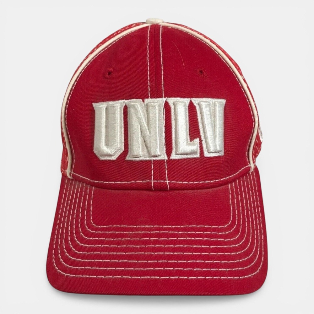 UNLV Rebels New Era 39THIRTY Stretch Fit Hat Red White Mesh Cap Mens M/L